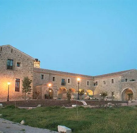 Rio Convento De La Luz Caces