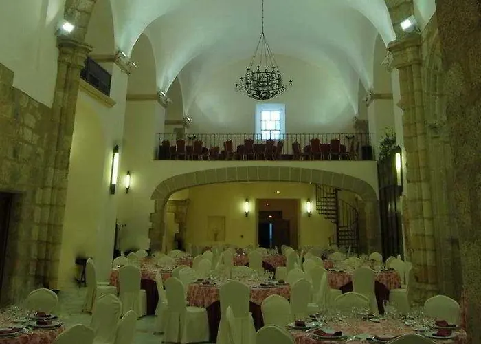 Rio Convento De La Luz Caces